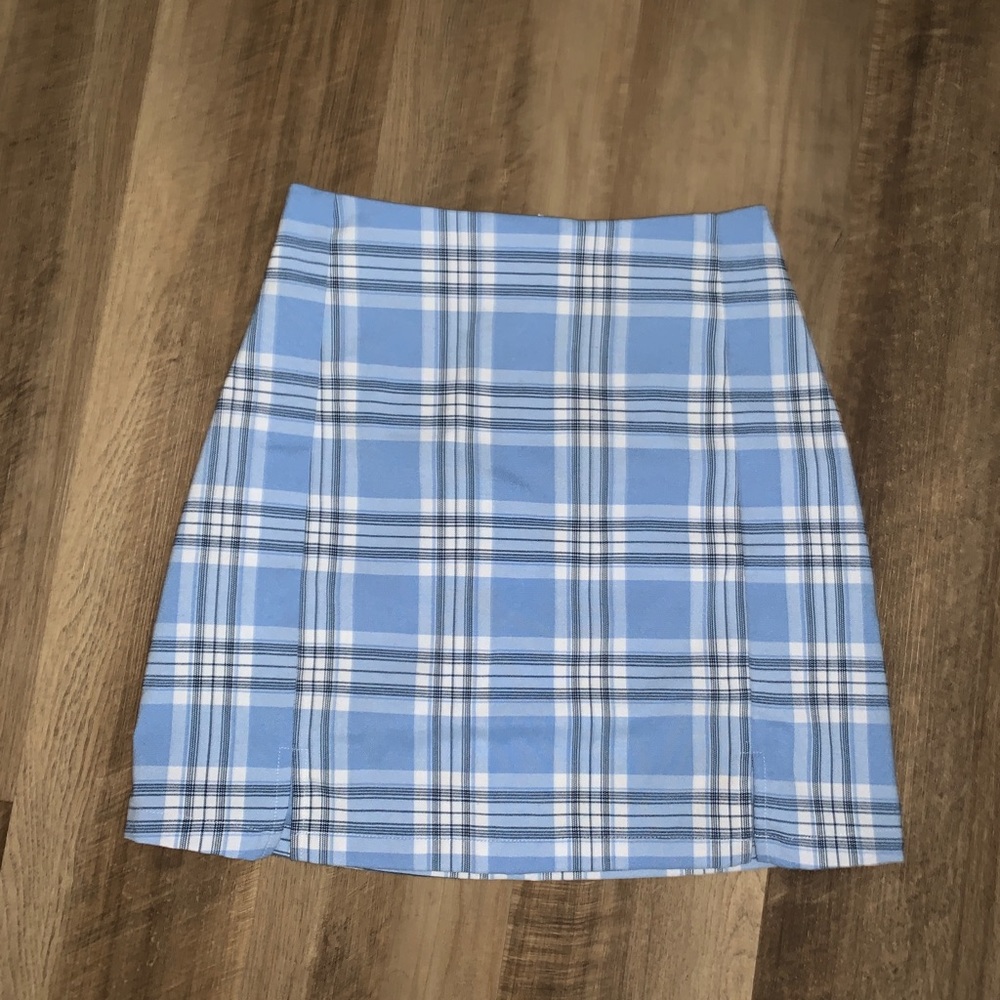 BNWOT Cara blue plaid brandy mini skirt